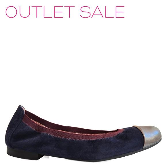 NEW PRETTY BALLERINAS women's shirley ballet flats in navy blue - Picture 1 of 4